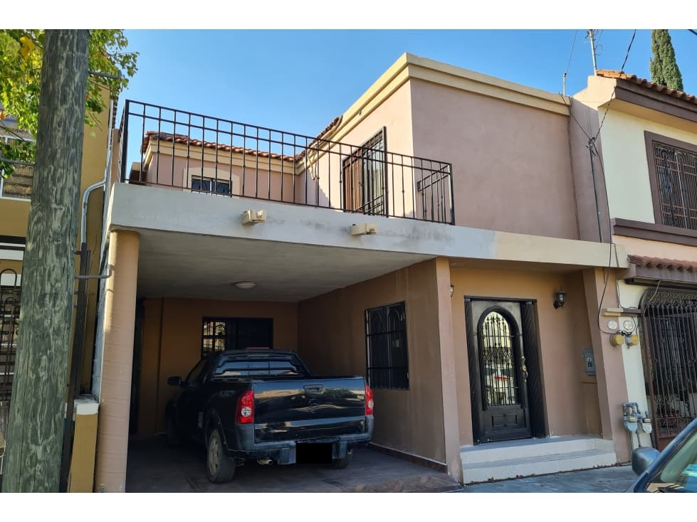 CASA EN VENTA EN JARDINES DE ANDALUCIA EN GUADALUPE — foto 1