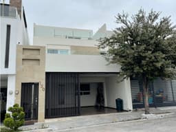 CASA EN VENTA / RENTA EN CERRADAS DE CASA BLANCA EN SAN NICOLÁS NL
