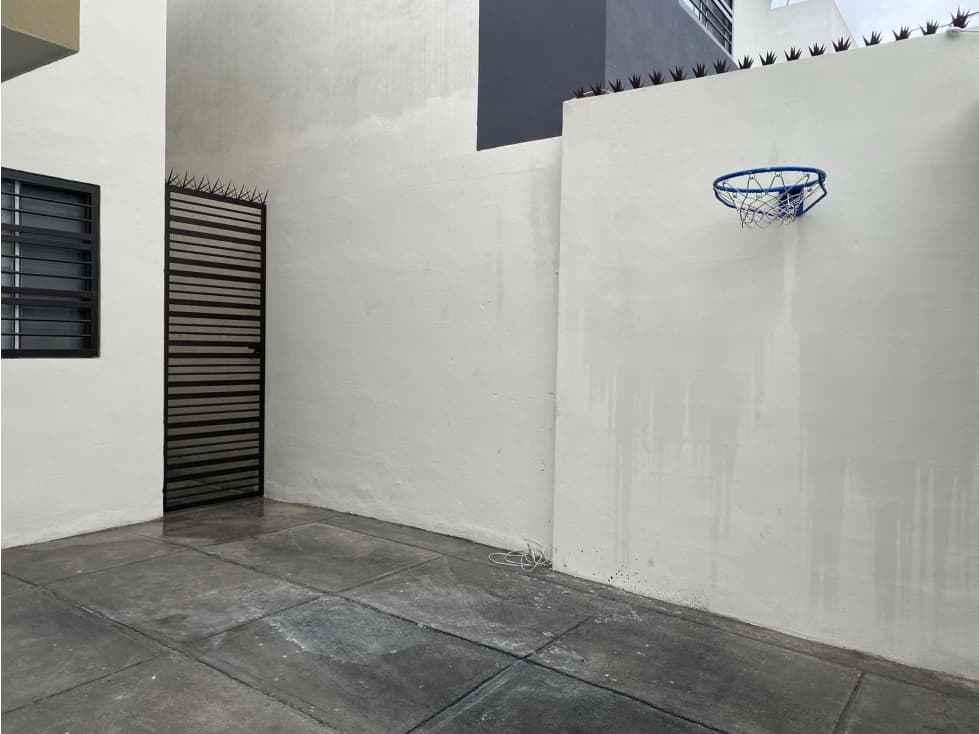 CASA EN VENTA EN RESIDENCIAL SANTA SOFIA EN APODACA EN NUEVO LEON — foto 4