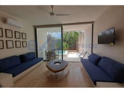 Townhouse con alberca privada de 2 habitaciones, 2 baños