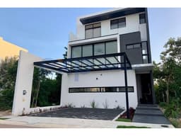 Casa en Venta en Residencial RIO, Cancun Quintana Roo SMZ-331