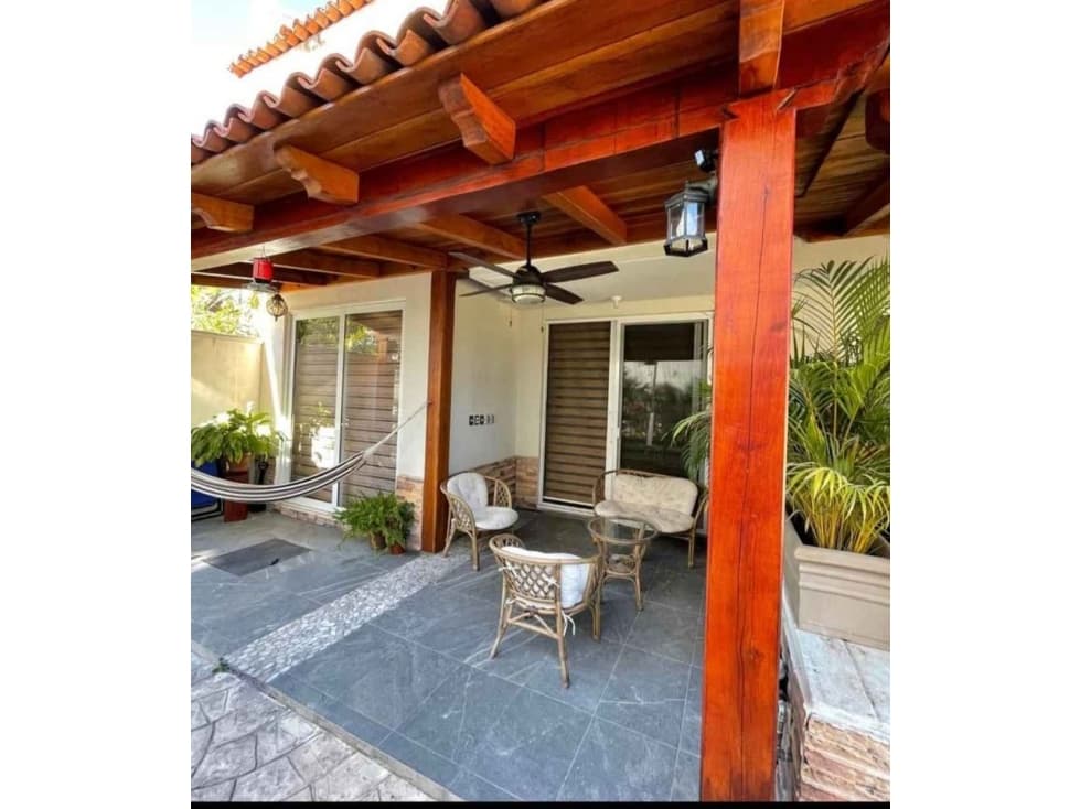 Gorgeous Property in Villas Paradiso — foto 1