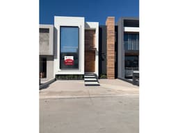 Casa en Altozano, Fracc. Río
