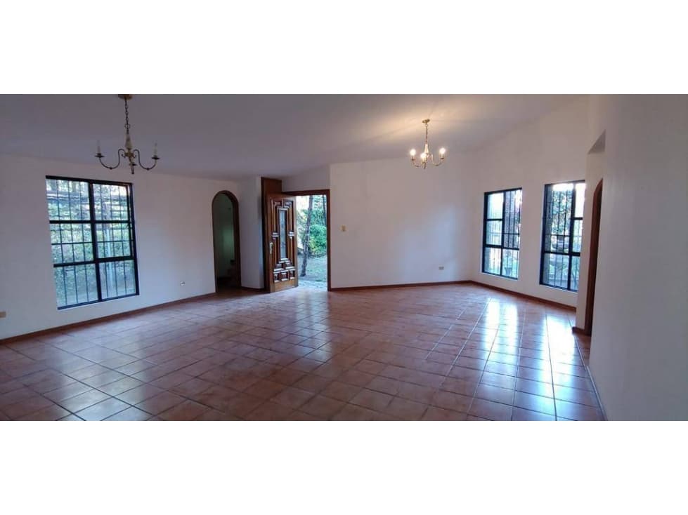 Casa de un piso en Venta — foto 1