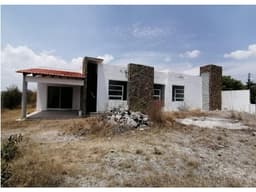 Casa de un piso. Haras