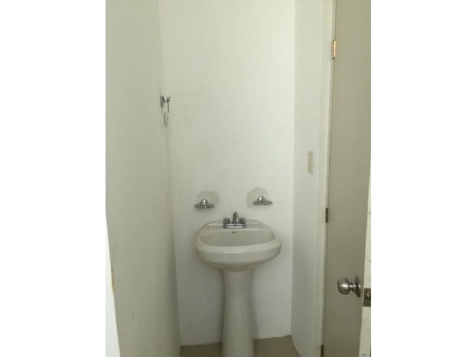 CASA EN VENTA RESIDENCIAL LOS CAFETOS — foto 4