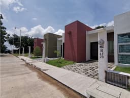 SE VENDEN CASAS NUEVAS EN FRACC. LOS CEDROS