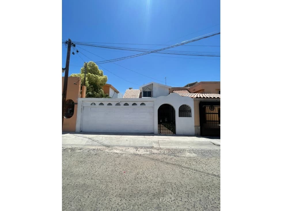 CASA EN RENTA EN MISON DEL REAL — foto 3