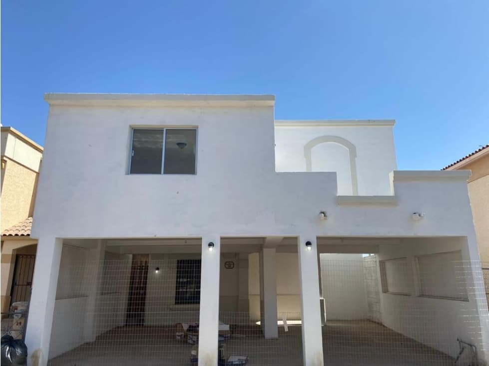 CASA EN VENTA EN PUERTA REAL — foto 2