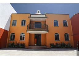 Preciosa casa sola con la mejor ubicación de Cuernavaca!!