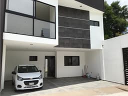 Casa en Fraccionamiento Privado Villa María