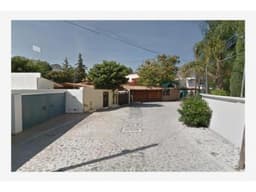 REMATO AMPLIA CASA EN JURICA QRO. $1,297,478 ULTIMO PRECIO ¡APROVECHE!