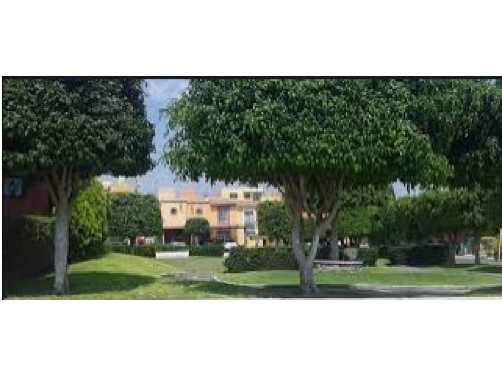 REMATO CASA DOS PISOS EN QUERÉTARO — foto 1