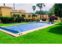 REMATE HERMOSA CASA EN CONDOMINIO EN REAL CANTABRIA II, ZAPOPAN, JAL