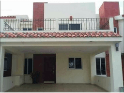 CASA EN LA JOYA $1,096,000 !!! REMATE