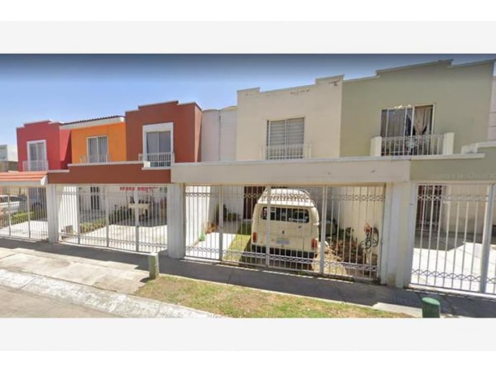 EXCELENTE REMATE EN PARQUE TLAQUEPAQUE, $810,000 — foto 1