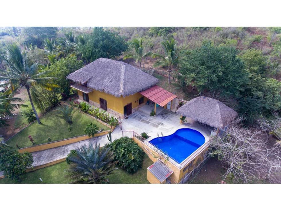 CASA EN RENTA EN PUNTA MITA — foto 1