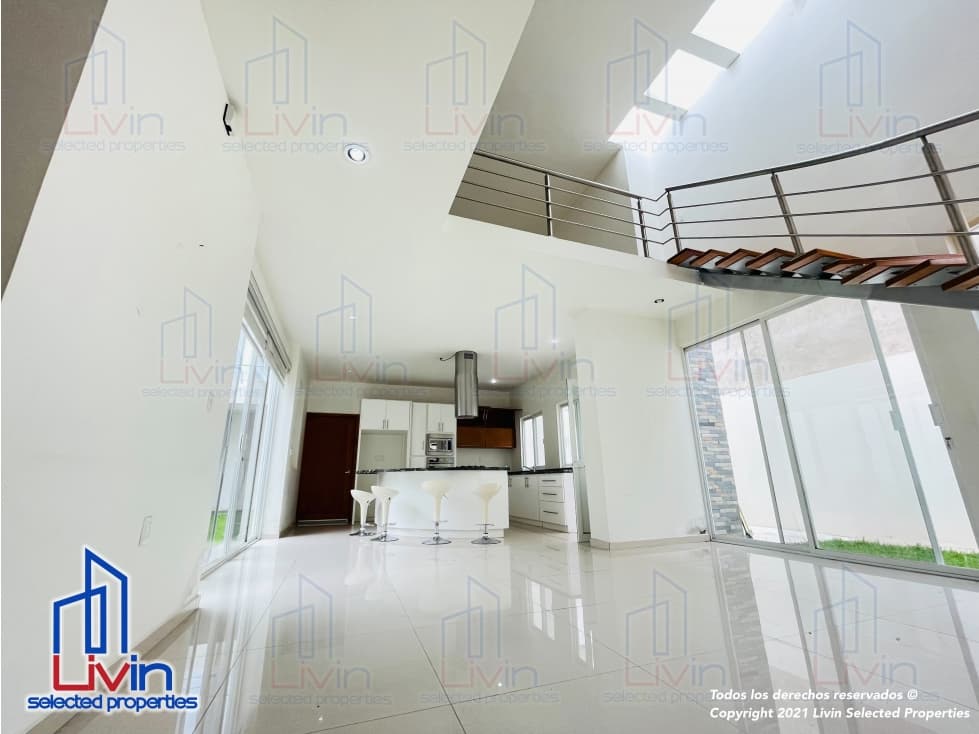 MAGNÍFICA CASA EN RENTA CON EXCELENTE DISTRIBICIÓN — foto 5