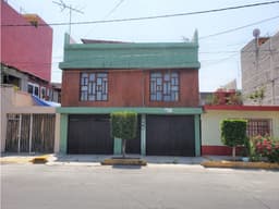 Venta De Excelente Casa En Nezahualcoyotl