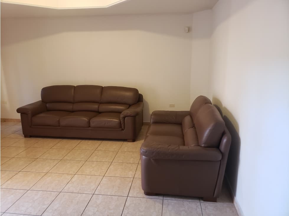 CASA EN CAMPANARIO — foto 2