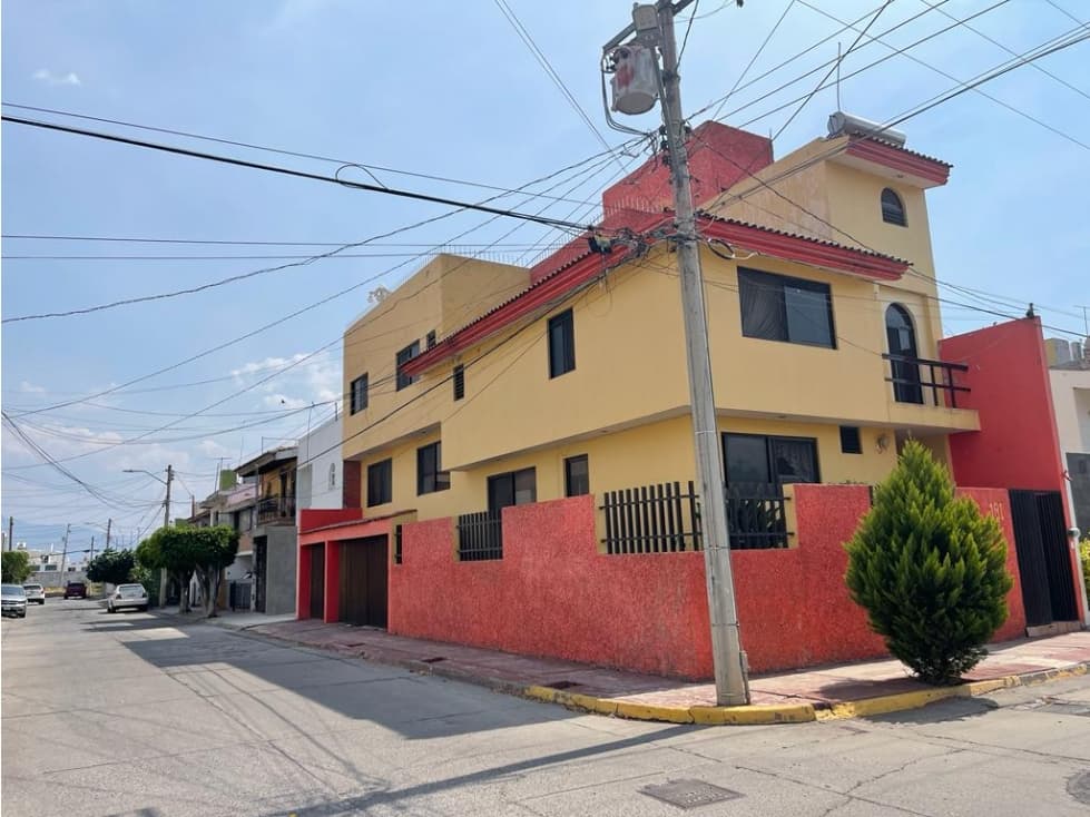 CASA GRANDE EN VENTA EN FRACC ?SAN JOAQUIN? — foto 2