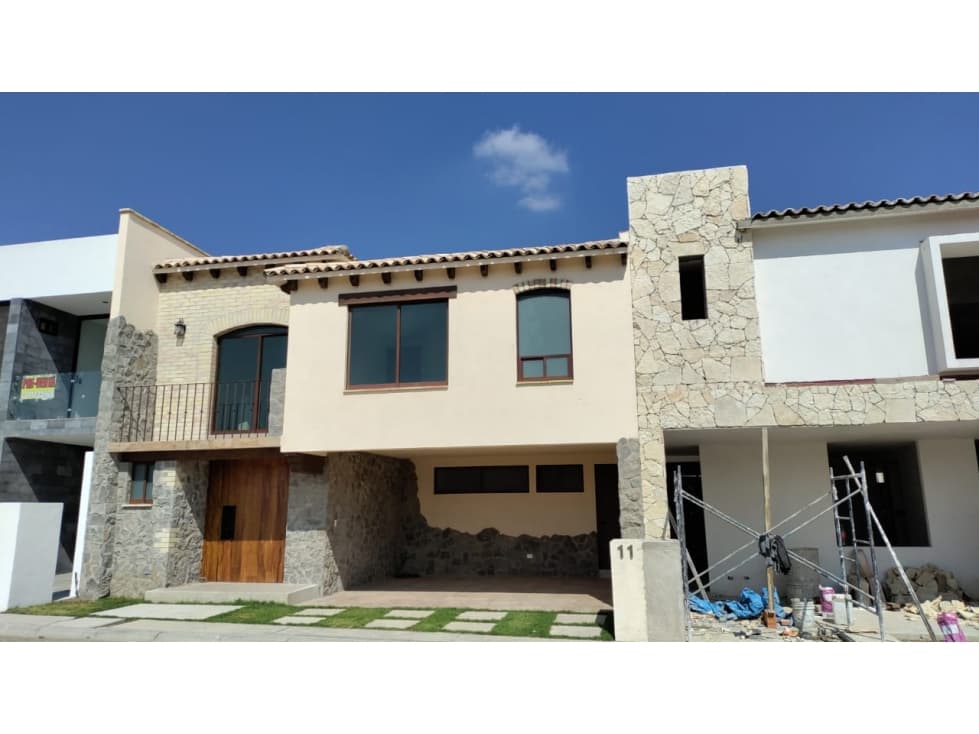 Casa En Venta Nueva En Zerezotla Estilo Toscano — foto 1