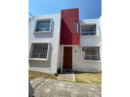 Casa En Venta Dentro De Fraccionamiento En Cuautlancingo