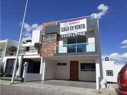 Casas En Venta En Lomas Del Valle Cerca A Ciudad Universitaria