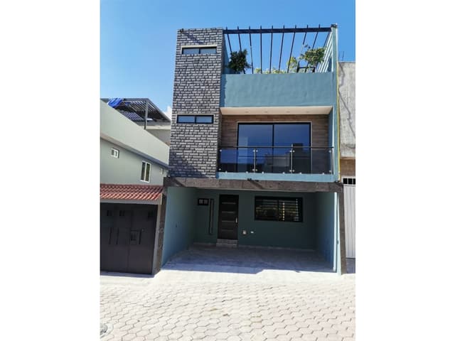 Casa En Nueva En Renta En Momoxpan En Fraccionamiento Cerrado