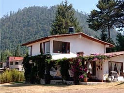 CASA CON HUERTO EN CERRO GORDO