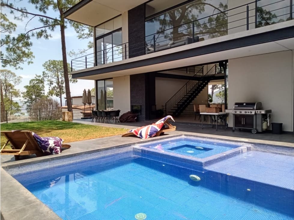 CASA MODERNA EN AVÁNDARO — foto 2