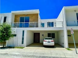 CASA EN VENTA EN LORETTA RESIDENCIAL , AGUASCALIENTES, AGS.