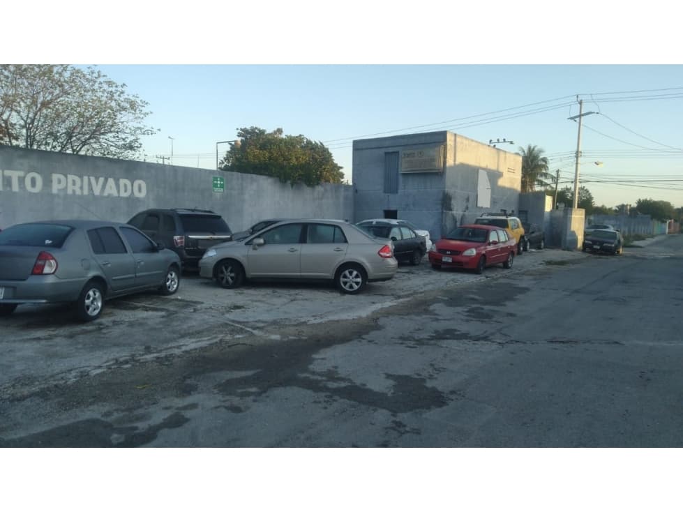 Local en Venta en Av. Canek — foto 1