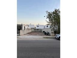 Renta de Terreno Comercial Real Montejo