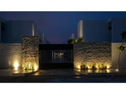 Venta de Casa al Norte de Mérida En privada