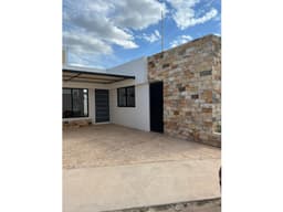 Venta de Casa al Norte de Mérida En privada