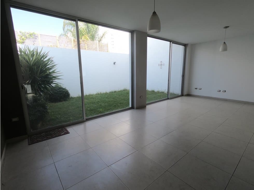 CASA EN VENTA AL NORTE RESIDENCIAL REAL DEL MOLINO — foto 2