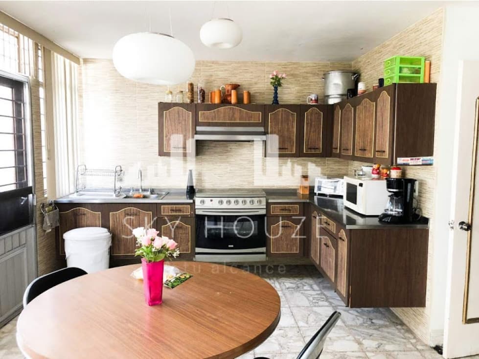 CASA DE OPORTUNIDAD EN VENTA  AL NORTE EN LOS BOSQUES — foto 4