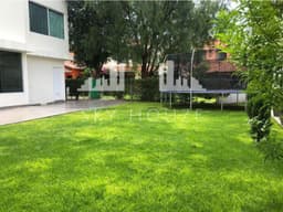 CASA EN VENTA EN RESIDENCIAL MISON DE SAN JOSÉ AL NORTE DE LA CIUDAD