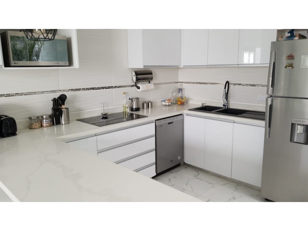 CASA EN VENTA AL PONIENTE EN RESIDENCIAL BOSQUE SERENO — foto 3