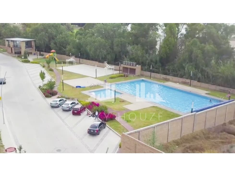 CASA EN VENTA CONDOMINIO  LORETTA II ZONA NOR-PTE DE LA CUIDAD — foto 1