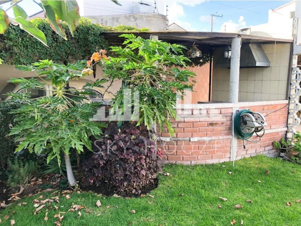 CASA DE OPORTUNIDAD EN VENTA  AL NORTE EN LOS BOSQUES — foto 6