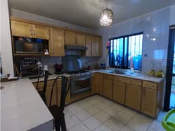 CASA EN VENTA AL SUR EN FRACC MISION DE SANTA LUCIA