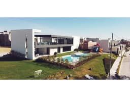 CASA EN VENTA AL SUR-PTE EN TAHONA RESIDENCIAL EN AGUASCALIENTES