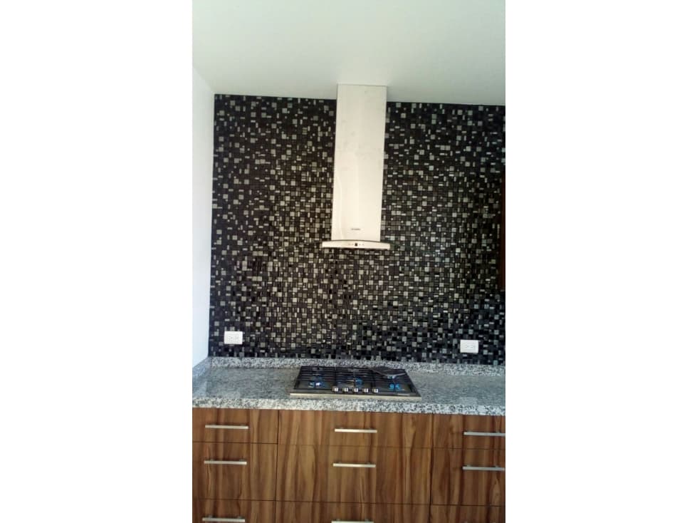 CASA EN VENTA AL SUR PONIENTE EN RESIDENCIAL ALBERIA AGUASCALIENTES — foto 6
