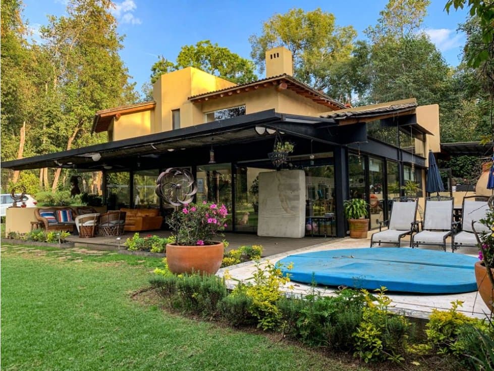 CASA EN AVANDARO DENTRO DE CLUB DE GOLF — foto 1