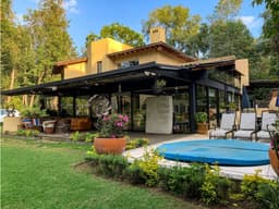 CASA EN AVANDARO DENTRO DE CLUB DE GOLF