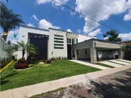IMPECABLE RESIDENCIA