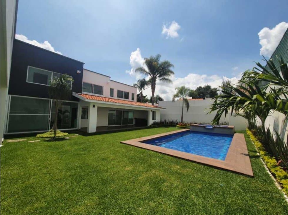 IMPECABLE RESIDENCIA — foto 4