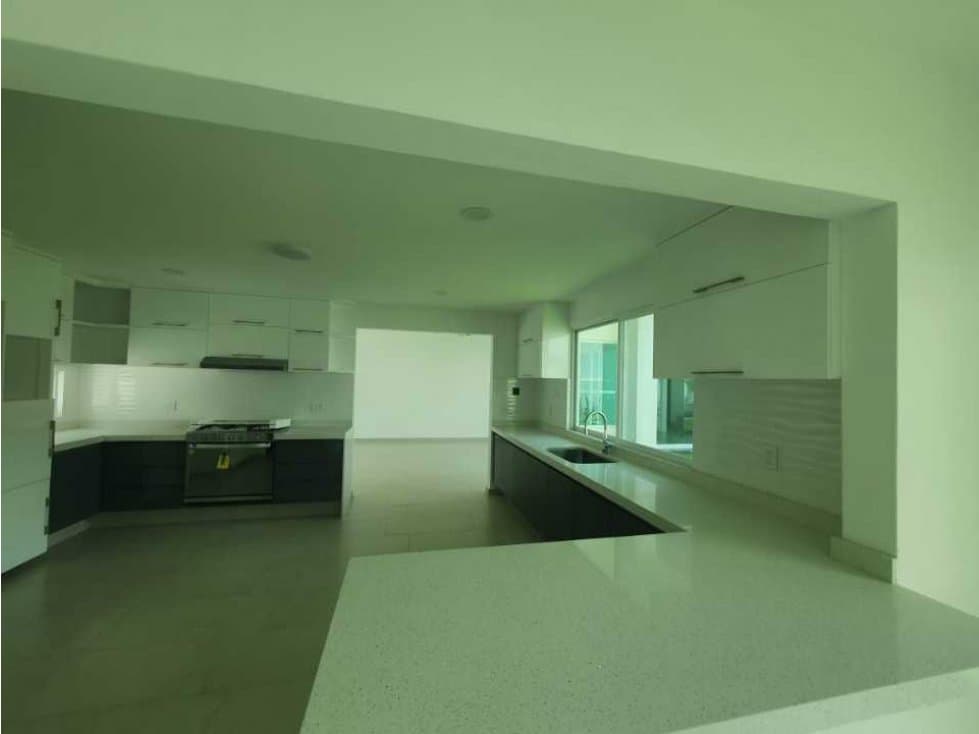 IMPECABLE RESIDENCIA — foto 6
